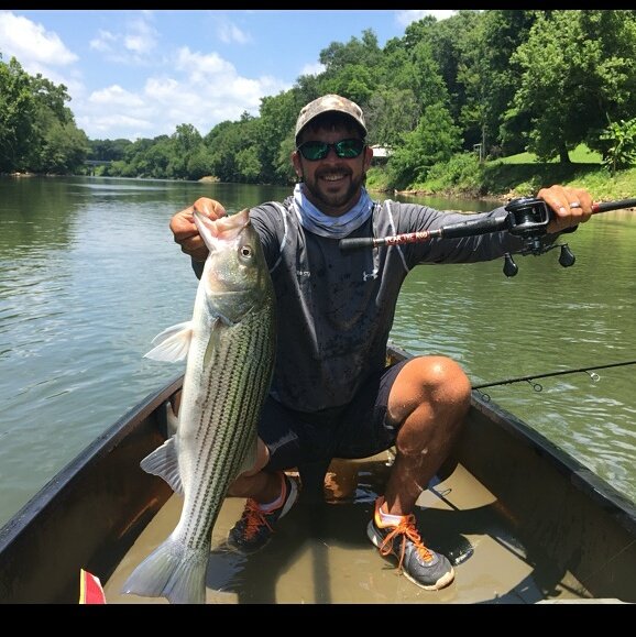rodreelrepairgu's tweet photo. Pro Staffer Michel Purvis with a nice one! #fishing #builtnotbought #fishinglife #feartherod #custombuilt #prostaff https://t.co/7AiXl3KM32
