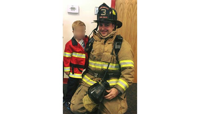 WBTV_News's tweet photo. #BREAKING: Lincoln Co. firefighter died on duty this morning. #WatchWBTV for more. https://t.co/f64NnR2sD2 https://t.co/XuaxKQbW8h