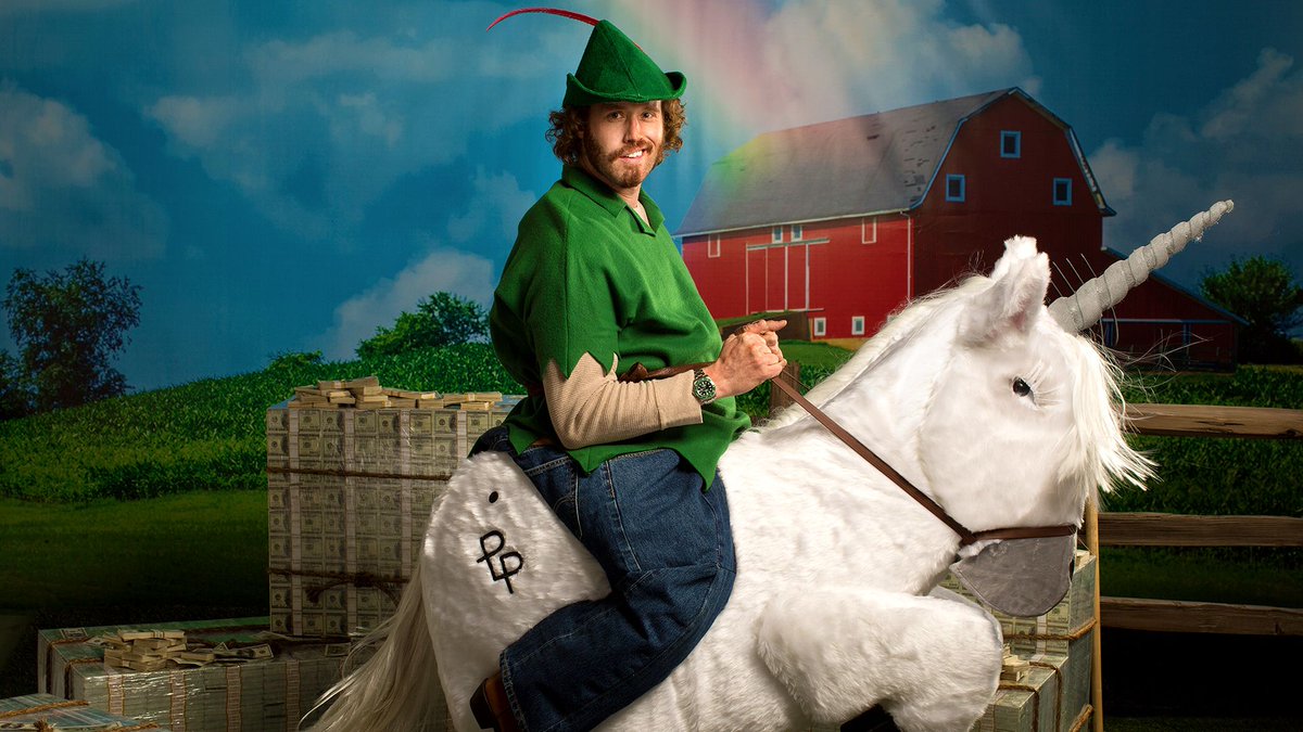 jason_'s tweet photo. Is Erlich Bachman the Dumbest Man in Tech? https://t.co/a2cgkAz4kK via #coderag #SiliconValley https://t.co/zRSYM94OQ4