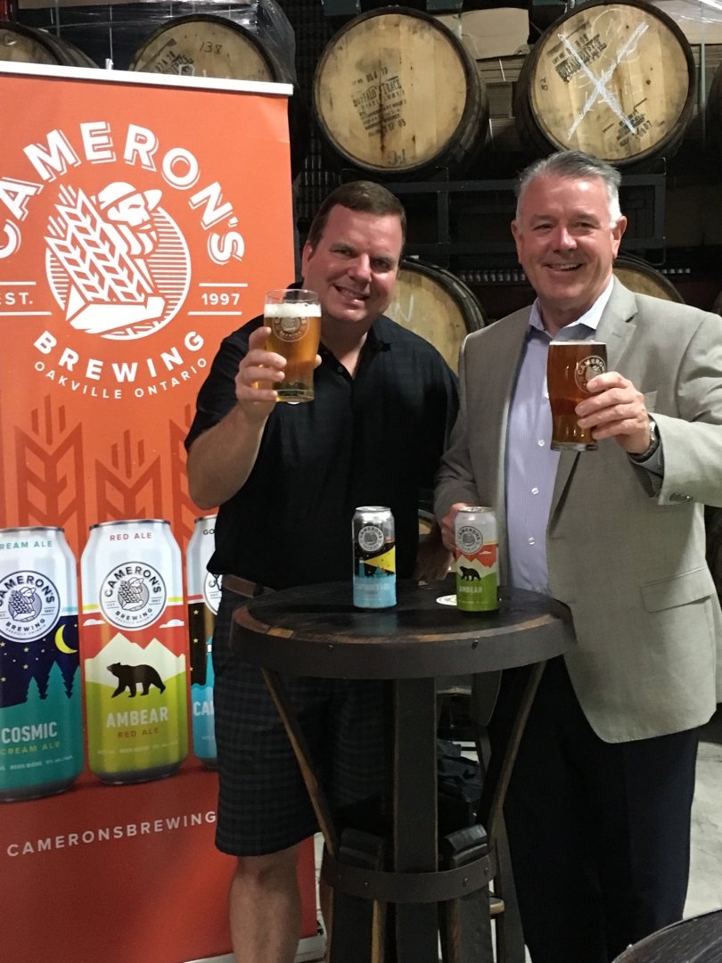 CameronsBrewing's tweet photo. Thanks to @MPPKevinFlynn for stopping by and supporting local. #OCB #OCBWeek2016 #drinklocal https://t.co/oOih3WsddC