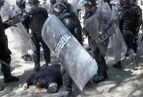 coalicionperfe's tweet photo. Dice @RobertoMadrazo_ que a él le gusta la violencia (por eso estámos jodidos) @_antonioleyva @Denunciaxonline https://t.co/CJGGcb2VUq