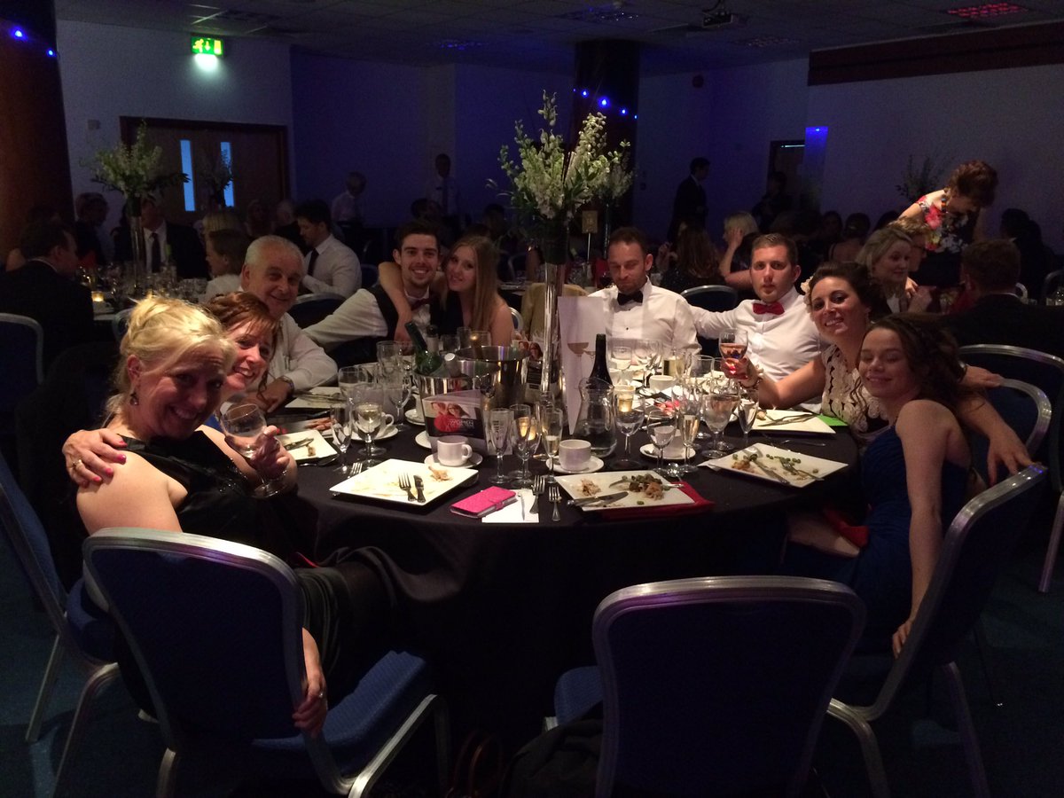 blake_thomas93's tweet photo. Loving it large with @SelinasLettings at #GWA2016 https://t.co/P8dF1PYJPm