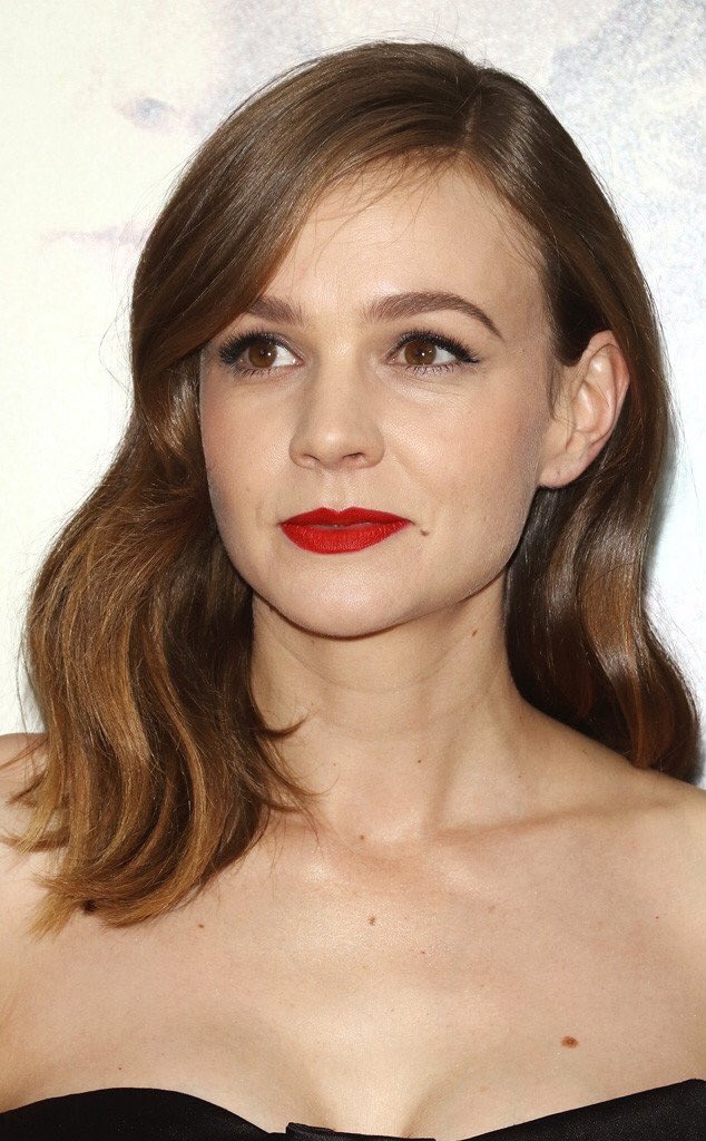 DamnGorgeousx's tweet photo. Carey Mulligan😧 https://t.co/t1hv1wcBeP
