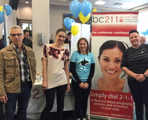 bc211Help's tweet photo. Larry, Julie, Molly & Kayla @ #UGMSC2016. Great community spirit in the #DTES! Kudos to @ugm for a successful event! https://t.co/ozjG04HUeP