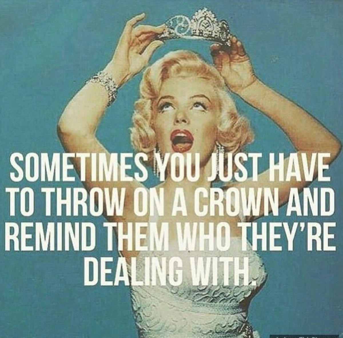 LaLaDee21's tweet photo. Hahaha #DefoMe 😂😂👑 https://t.co/6T4SNI4twZ
