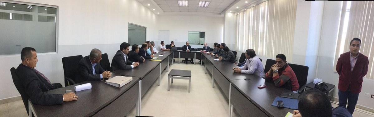 ceccpe's tweet photo. Delegación @ceccpe mantiene reunión con Ing @MichelDoumet director @ANT_ECUADOR https://t.co/H4ENoy1tK8