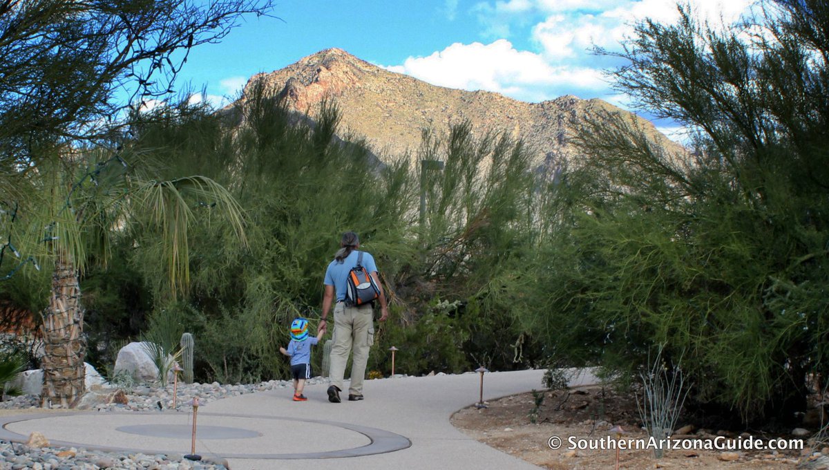 Tohono Chul tweet media