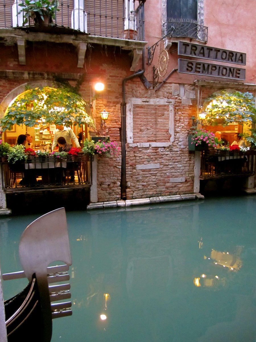 L515GP's tweet photo. #Venecia  #Italia #Venice #Italy https://t.co/sM5KyHrwZ3