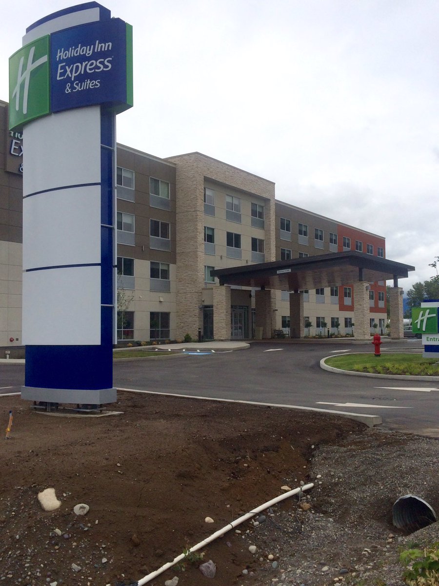NorthstarV_D's tweet photo. Northstar would like to welcome The General Manager Sam, of the the new Holiday Inn Express in Thornhill B.C Canada. https://t.co/ahDiV3Uv28
