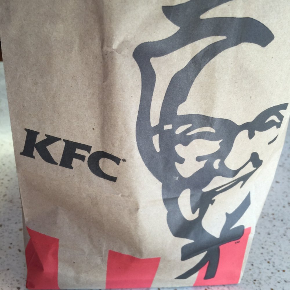 jacksontrump's tweet photo. .#yumbrands @getstealz https://t.co/3SNuV8etlo