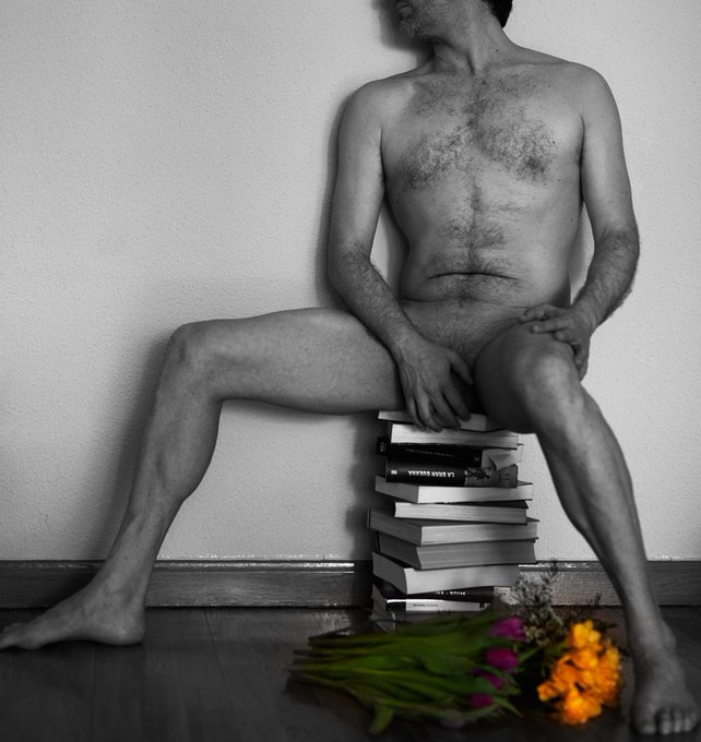 Un libro nunca molesta, quiz&aacute;s sus ideas...pero tiene soluci&oacute;n. B&uacute;scame no muerdo.. https://t.co/4HJ<a href="/tag/buenosdias"class="tags"><span>#buenosdias</span></a><a href="/tag/onlyfans"class="tags"><span>#onlyfans</span></a>