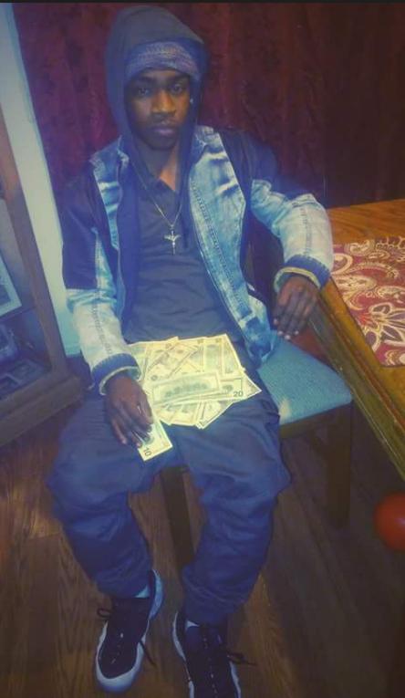 900Banger's tweet photo. Free My Blood & My Big Shootah Taught Me Everything Ikno. Dhis Summer Not Goin Be Dha Same WitOut Yu #FreeBillyD ππ₯π― https://t.co/SgB7BlYQj8