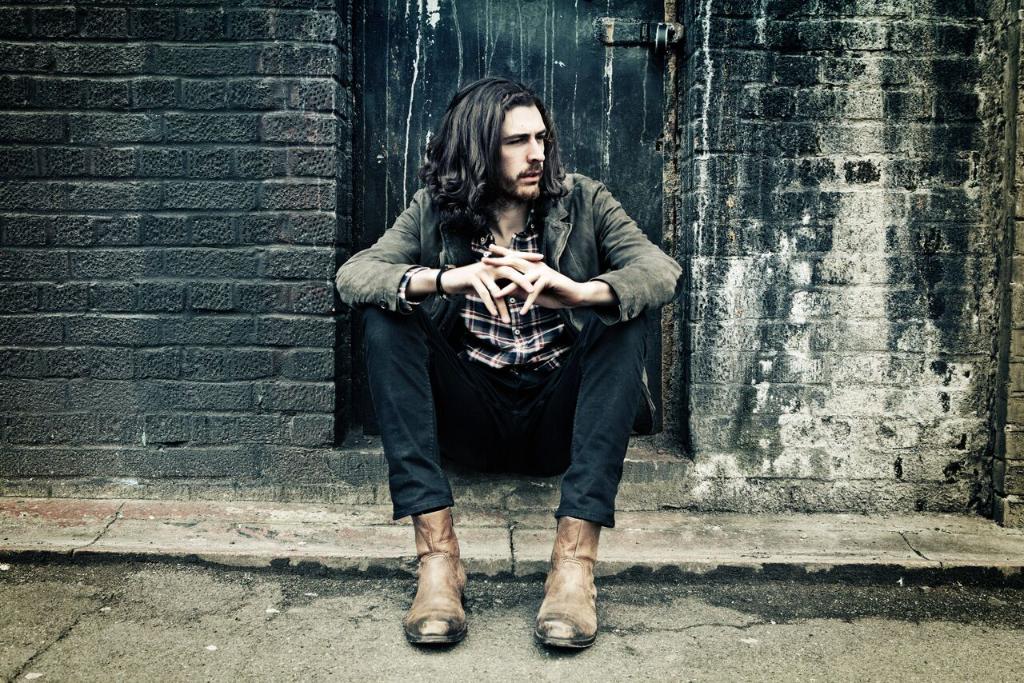 AppleMusic's tweet photo. 😍 😍 😍
NEW @Hozier!
#BetterLove from the @legendoftarzan soundtrack:
https://t.co/lWjPGw4OeF https://t.co/KZN5sxxsUG