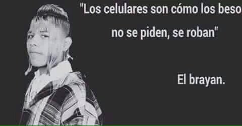 YoAmoMiCafe's tweet photo. #SabesQueEresNaco cuando los besos y los celulares los consigues de la misma manera. https://t.co/wB48Ovs2AE
