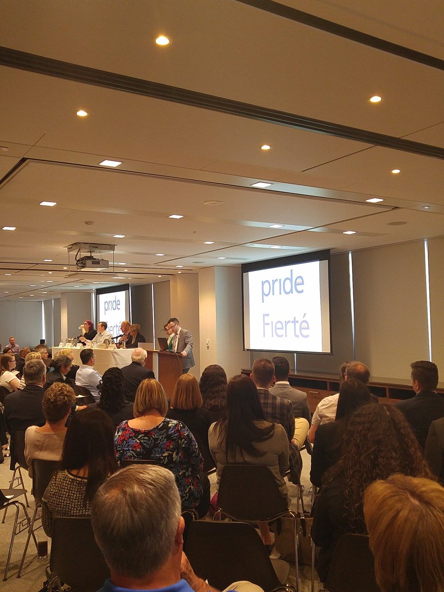 WarnerLaw's tweet photo. Packed house at @FaskenMartineau Toronto at #faskenpridenetwork #faskenriseaufierte https://t.co/a8kC2ISNv0