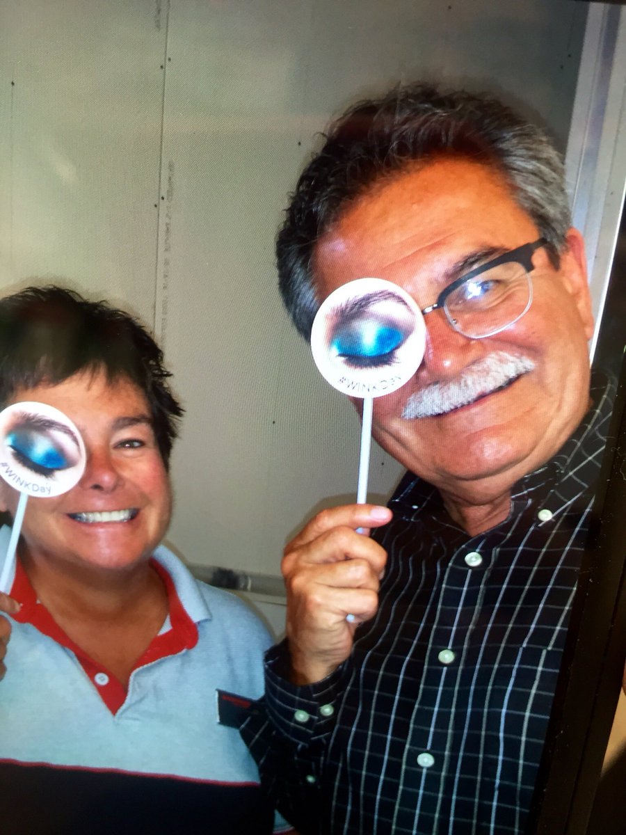 Pitchercashier's tweet photo. Office people too #WINKDay #ShoppersDrugMart #STORE1037 https://t.co/M2dE6zDNeG