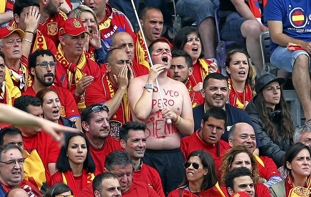 MIGUE: "No veo, pero tengo la capacidad de sentir el fútbol y los colores de la bandera de España"