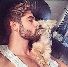 Shcmelcss_'s tweet photo. New fake; 
RT for me? 🐶 https://t.co/FJBJ3lgMZQ
