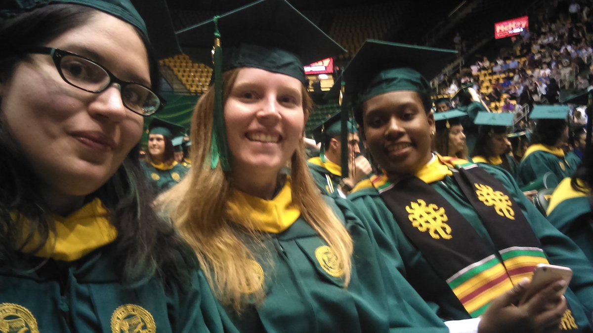 MarieLovelace6's tweet photo. @ACSDiversity #2016ChemGrad Representing George Mason University!! https://t.co/OIiIPA68mg