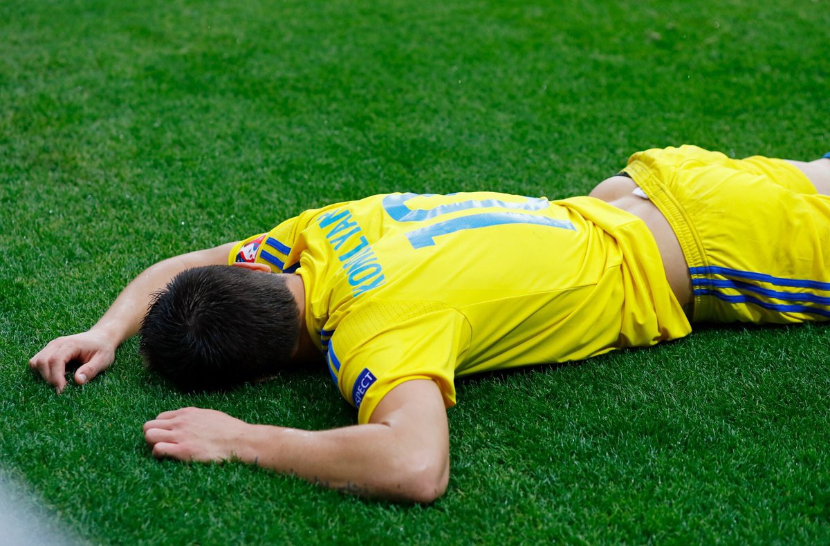 Euro2016Haber's tweet photo. Euro 2016'ya veda eden ilk takım Ukrayna oldu. #EURO2016 #UKR https://t.co/hYn6N367MN