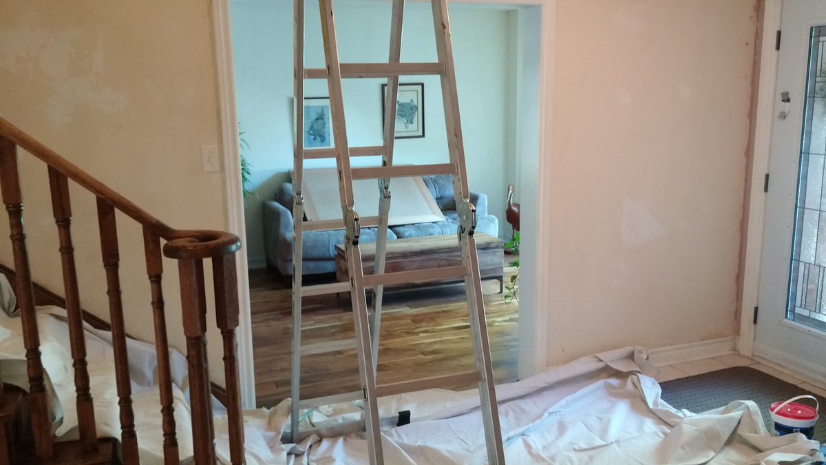 FineEdgePaint's tweet photo. Another day on the job. It's not glamorous but it sure is colorful! #paint #color #behr #painterlife #mudding #fun https://t.co/WPrjCGtpV3