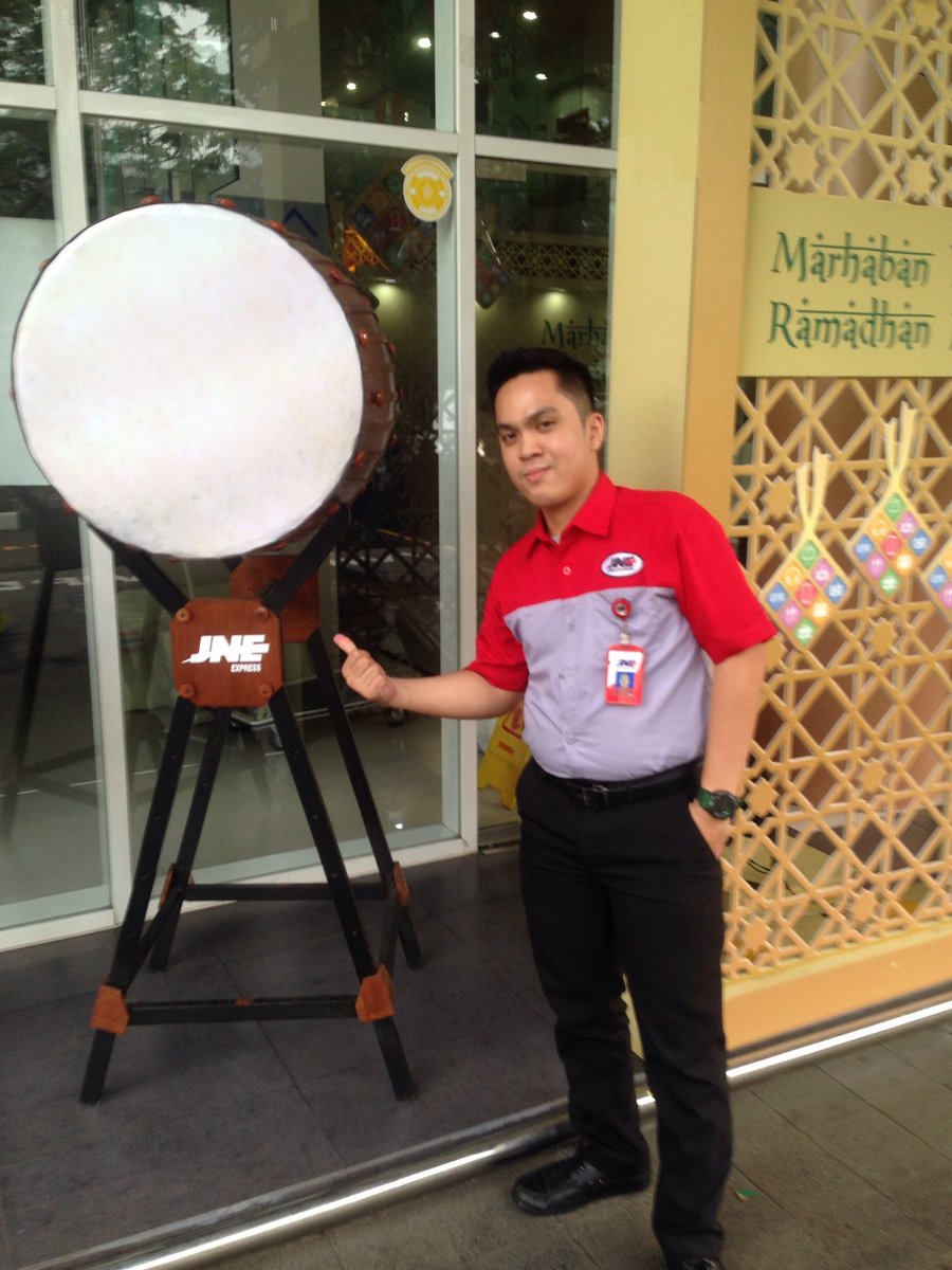 gharong's tweet photo. Bangga menjadi ksatria &amp; keluarga besar JNE @JNE_ID Marhaban ya ramadhan #KsatriaRamadhan https://t.co/PD4YBkgfIE