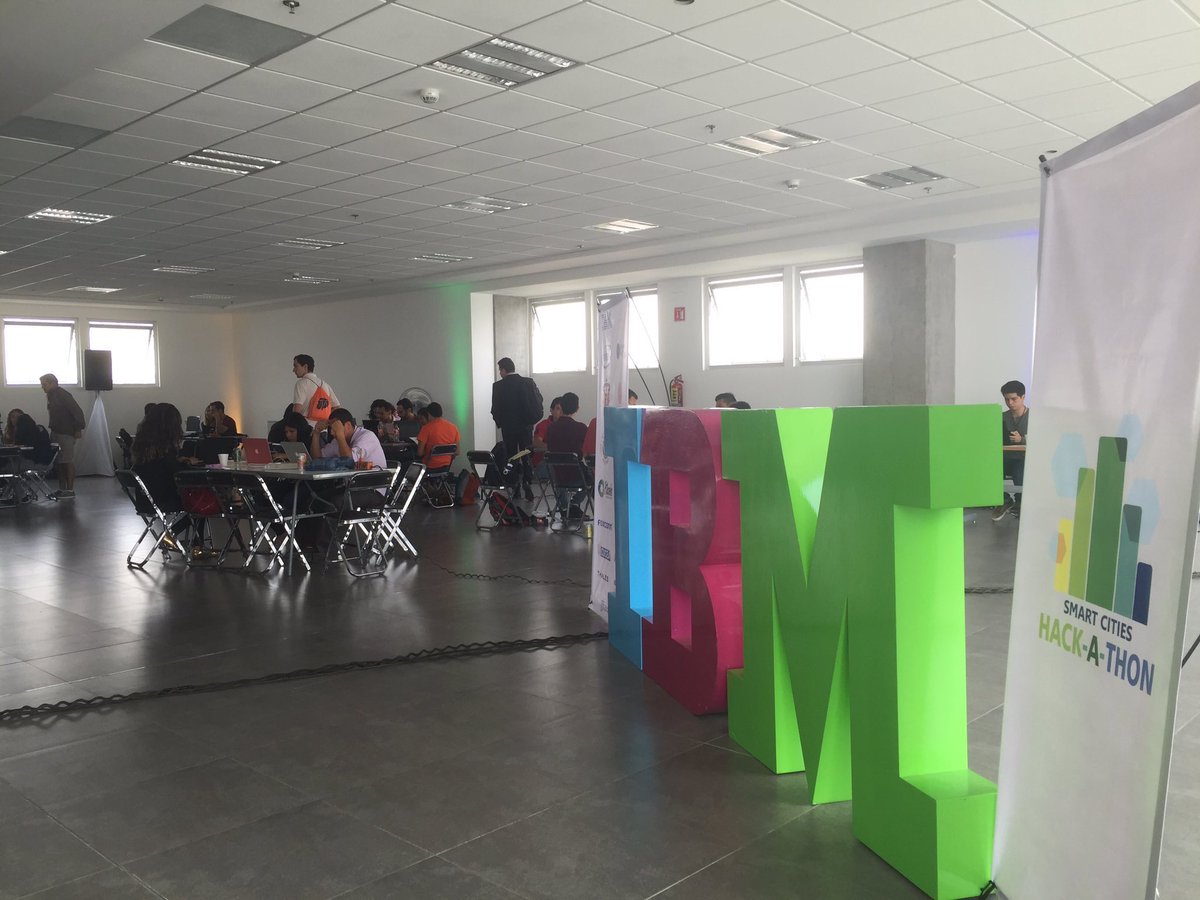 SmartCitiesHack's tweet image. Hacking time! #SmartCitiesHack