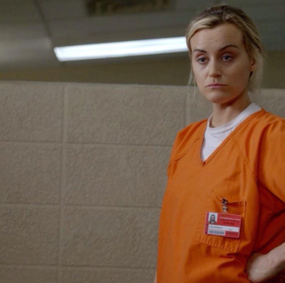 LowlifeKat's tweet photo. Me when I realised OITNB is not out until 8am for the UK. https://t.co/hC082x0Y7g