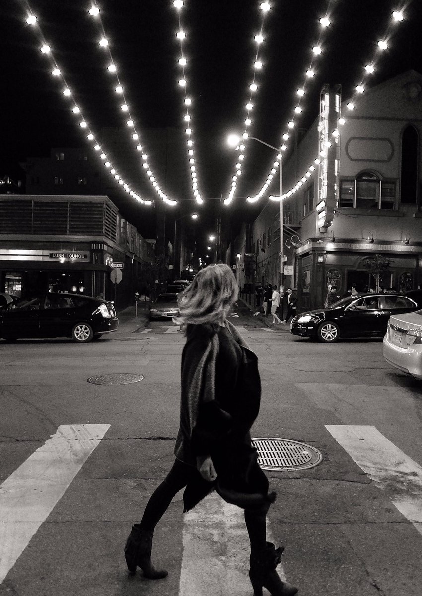 canutdebon's tweet photo. ...because the night is young. #hellocanuto #streetphotography https://t.co/SCQGuHfEER