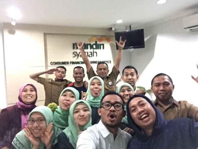 meenamincreung's tweet photo. Semua akn kluar pd wktunya https://t.co/8w8O1X6FsB