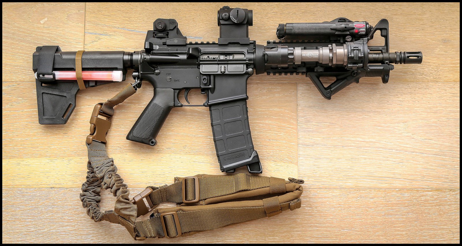 AR-15 Pistol on Twitter.