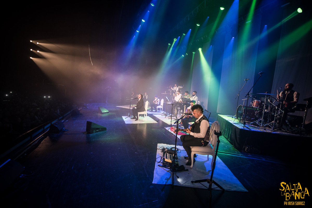 polpol_sen's tweet image. No hay cerveza más rica que aquella, que posada en tus labios yo pude beber. #SLBdesenchufado