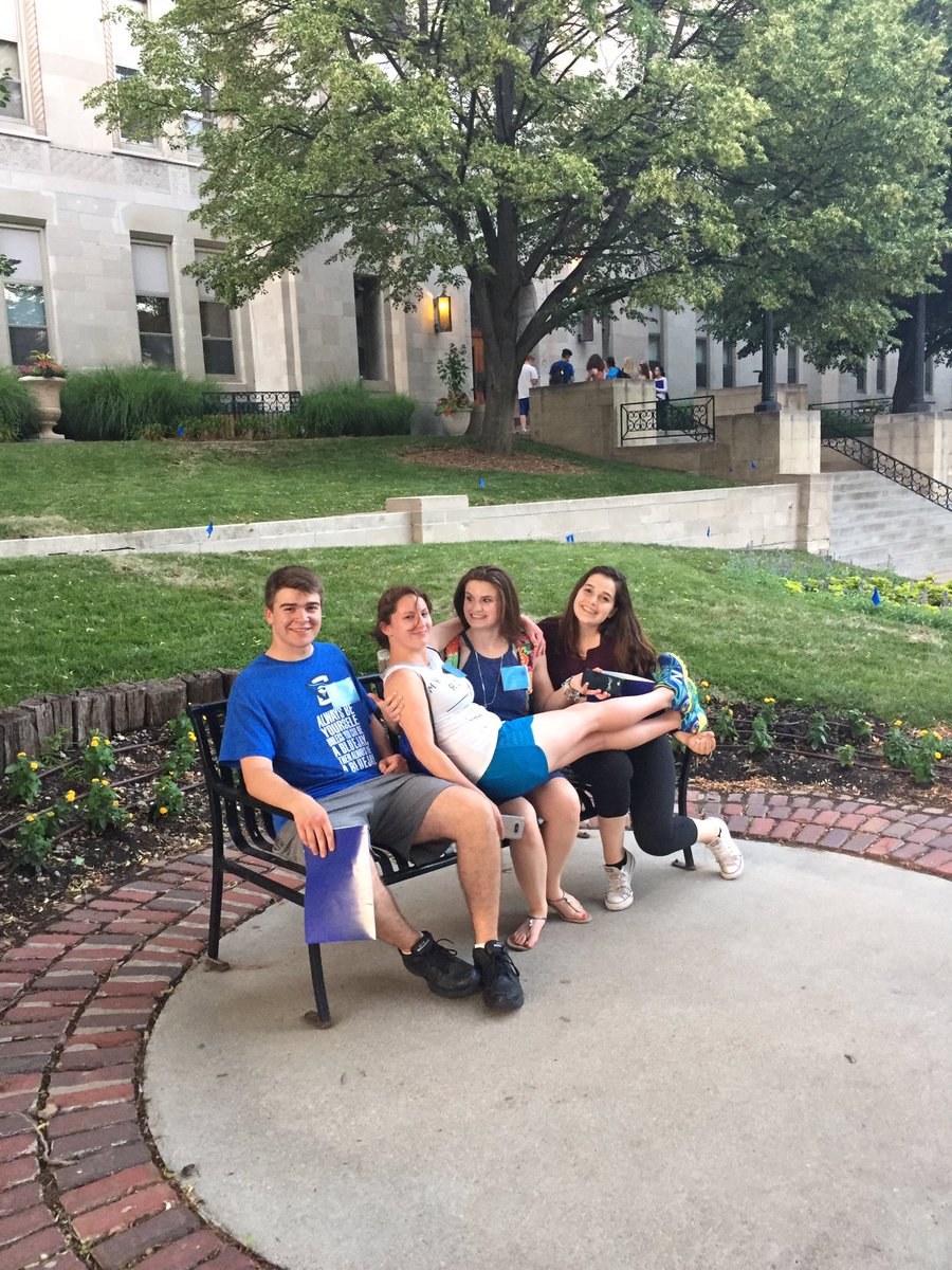 NavyWhales_CU's tweet photo. @NewBluejays #SPNAVY #CreightonHall https://t.co/ReeY2KZr4N