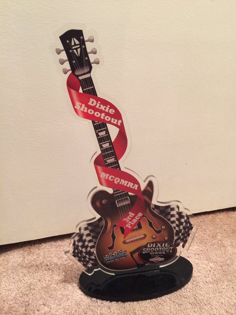 AveryCox's tweet photo. @kidsrace_mcqmra love the hardware!  Wish we would have gotten the full size, but happy with our car @RSRbulldogs https://t.co/ssb20bcujD