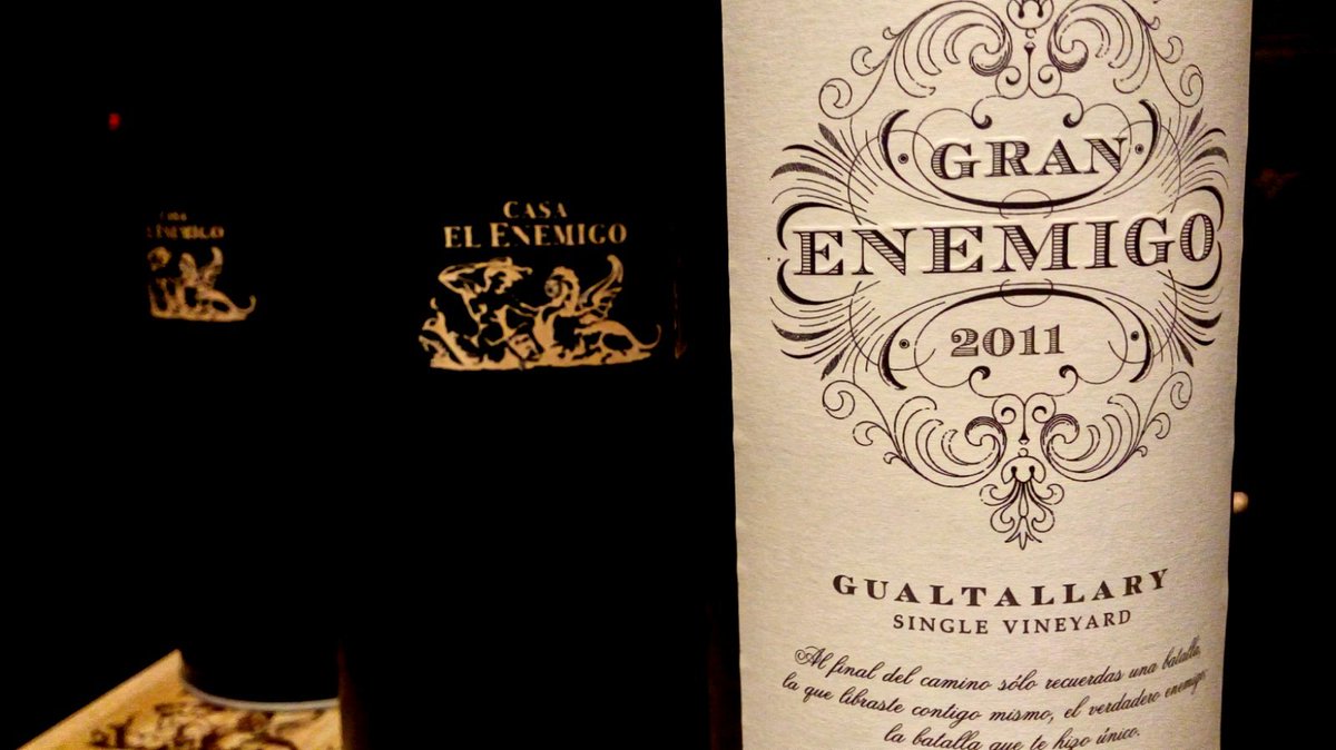 fedelancia's tweet photo. La noche de hoy el capo de @alevigilmalbec y su flia nos hace reencontrarnos en @casaelenemigo Gracias 👏😄 https://t.co/lurvTQl8sF