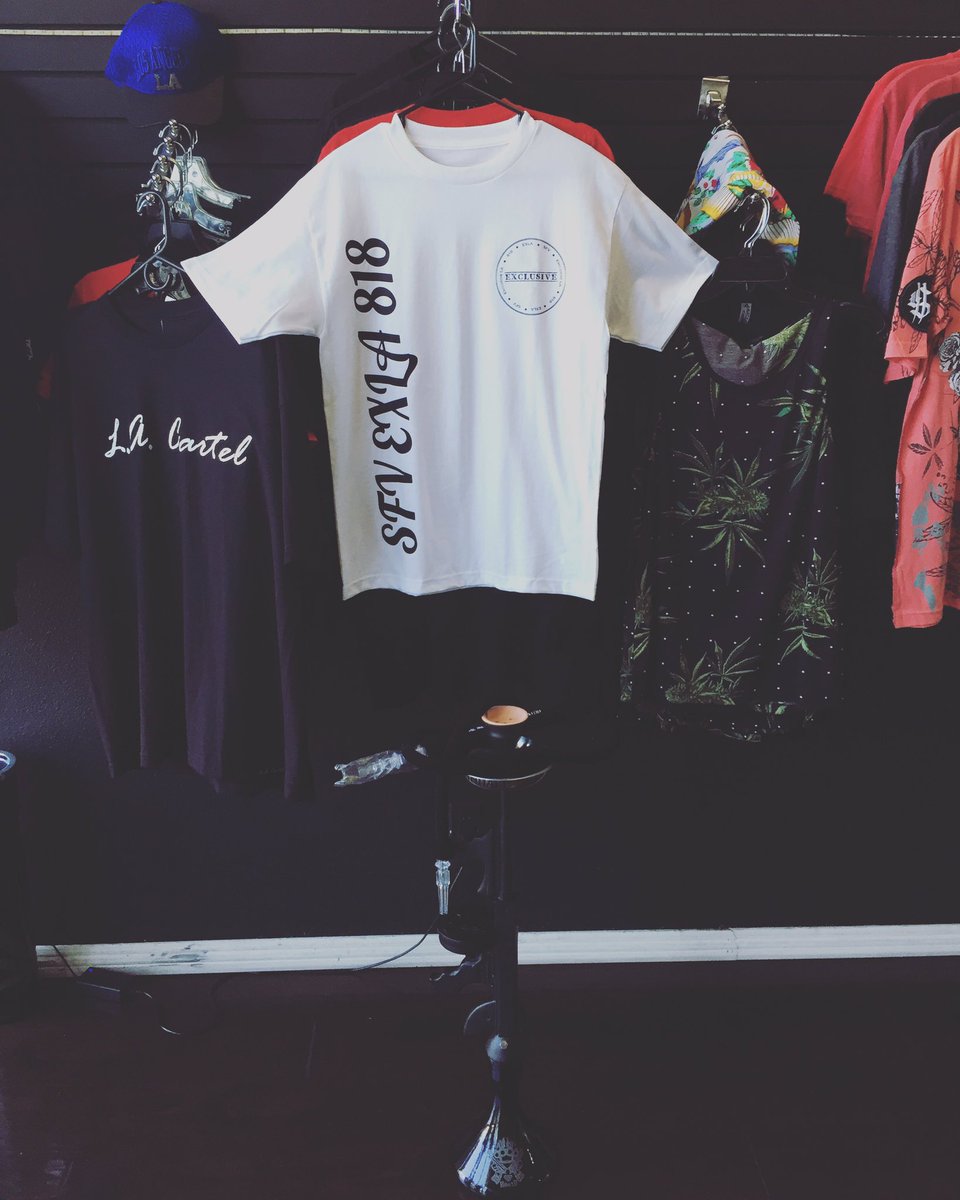 YoBryy's tweet photo. First drop I have @3brossmokeshop Eight One Eight™ T-shirt not released yet, size M drop by and cop it today👕 #EXLA https://t.co/TEkAuxlAnq