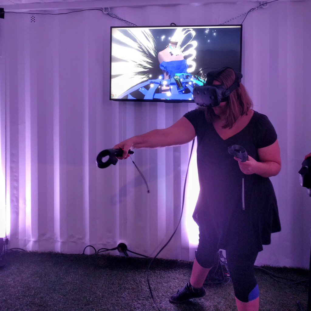 etatdam's tweet photo. VR with @Fidomobile #FIDO #getcurious #contest #Miami #ArtBasel #muralfestival #SoyezCurieux https://t.co/jIT0KIrTWT