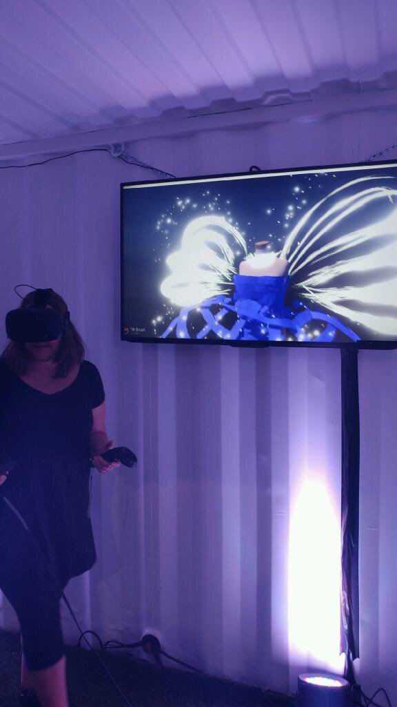 etatdam's tweet photo. VR with @Fidomobile #FIDO #getcurious #contest #Miami #ArtBasel #muralfestival #SoyezCurieux https://t.co/jIT0KIrTWT
