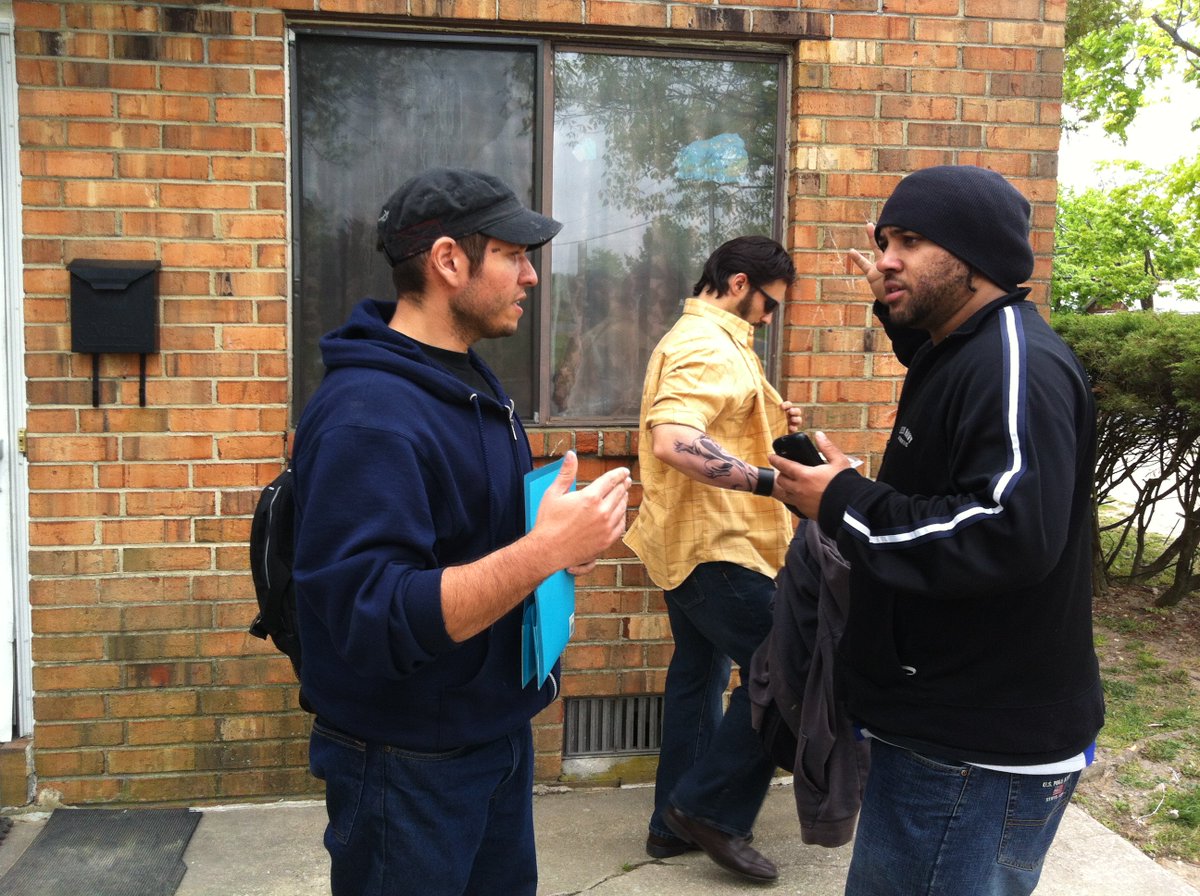 SSETWEETS's tweet photo. @Amel_Figueroa &amp; @SaintSinnerBB on the set of the upcoming SSE film A Man Possessed. #amanpossessedfilm https://t.co/jdY68JZR73