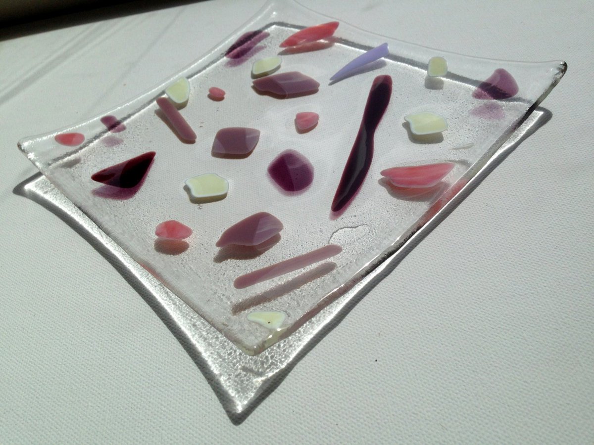Funkifusion's tweet photo. Purple, Pink, Plate, Square Purple & Clear Plate, Purple Mardis Gras P… https://t.co/3wEHZFlKyt #Etsy #SquarePlatter https://t.co/FRFRVMmIzT