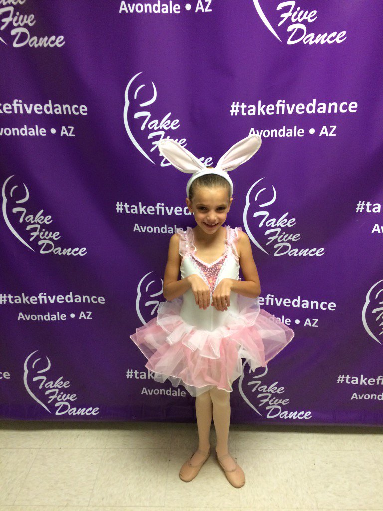 grhutter's tweet photo. Sonny's dance recital opening night https://t.co/O9qLUuAMqv