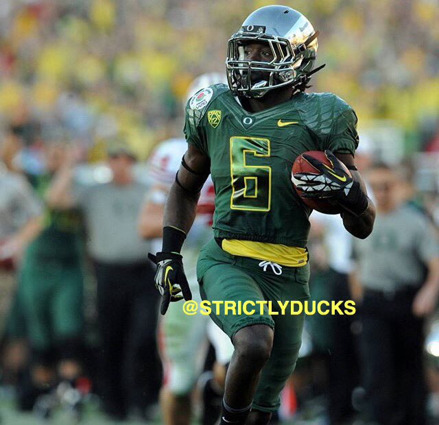 StrictlyDucks's tweet photo. @DATBLACKMOMBA13 is about to put in some work this season.🔥 https://t.co/CzbXQk8Na0