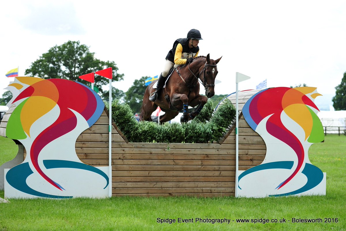 thegaitpost's tweet photo. @nick_gauntlett posted a double success @BolesworthInt @expresseventing https://t.co/mXvaFYEG1c https://t.co/yV7M5EtkdK