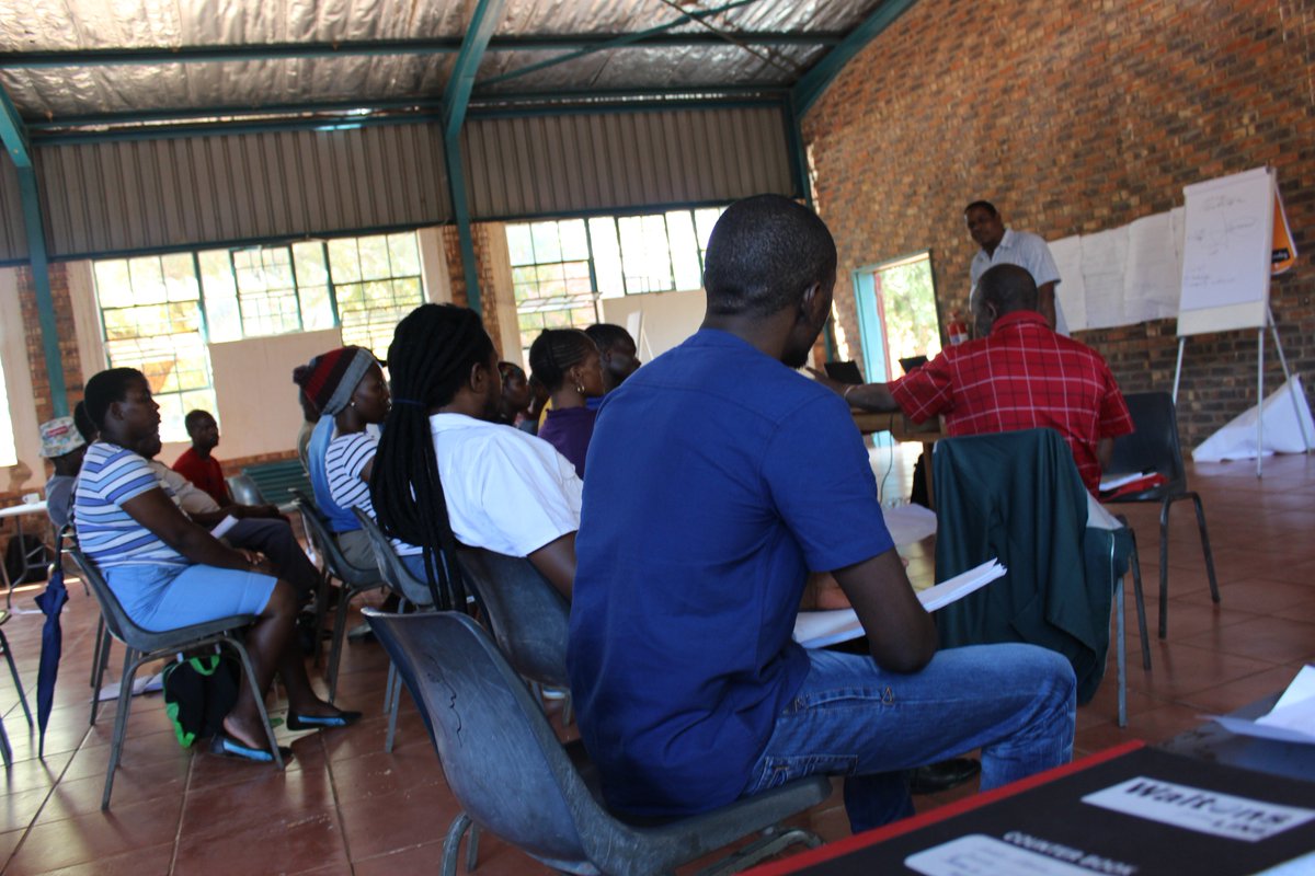 What a great CHAT workshop in Lekgalametse #AWARD #ourolifants <a href="/PhakelaThato/">Thato Phakela</a>