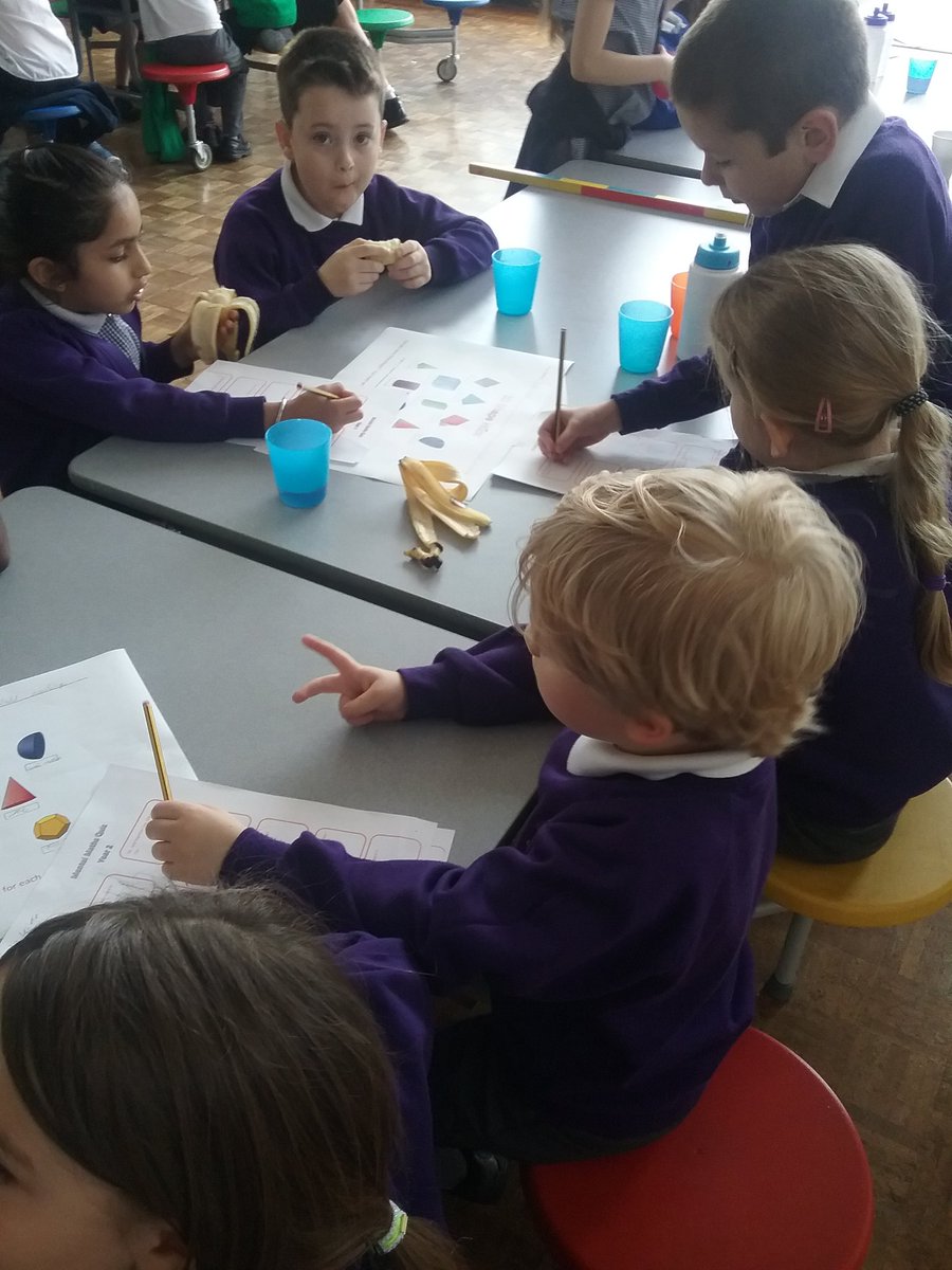 harvteacher's tweet photo. KS1 Maths Challenge #bronzeandsilvermedals #mathswizards #mathsexperts https://t.co/dXGIvO9LCJ