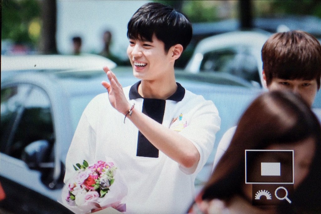 160617 뮤직뱅크 출근 #박보검 <a href="/BOGUMMY/">박보검</a>