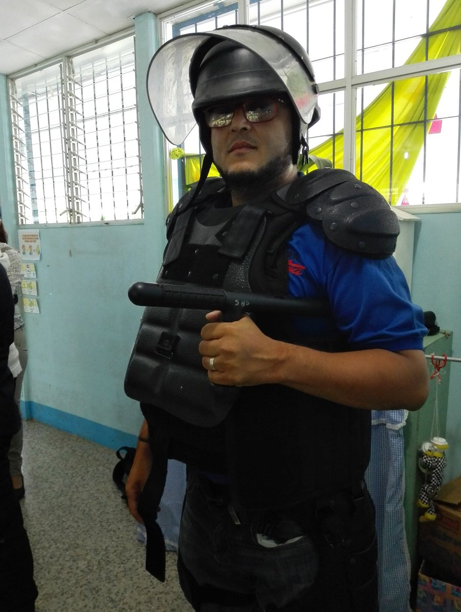 Alexander Alberto tweet media