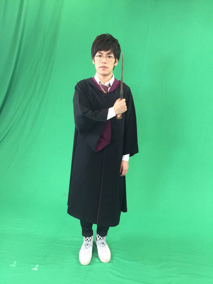 アンク 金曜ロードショー公式 Twitterissa 今夜９時から ハリー ポッター と死の秘宝part1 完結編がついに始まります 関東ローカルですが 来週月曜の 映画天国 にハリーさんの声を演じた小野賢章さんが登場しますので こちらもチェックですぅー ハリポタ祭り