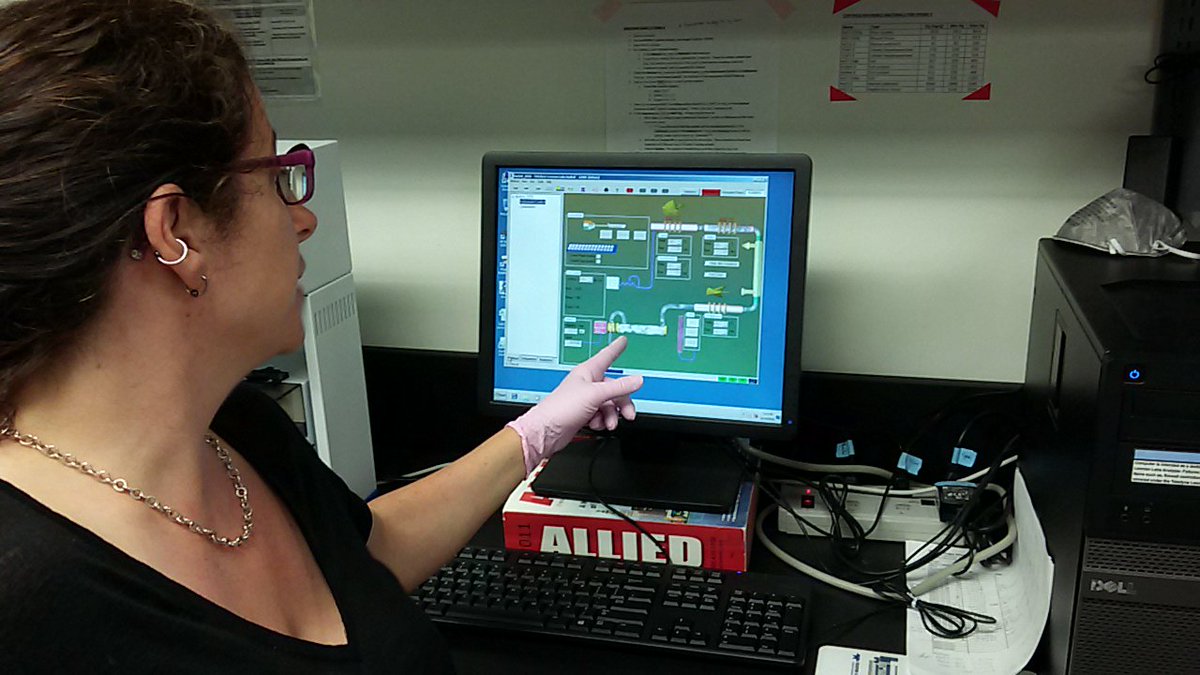 tecvoccls's tweet image. Analysing for Hg and seeing the @umanitoba CEOS clean lab in operation.#tecvoc #canlightsource