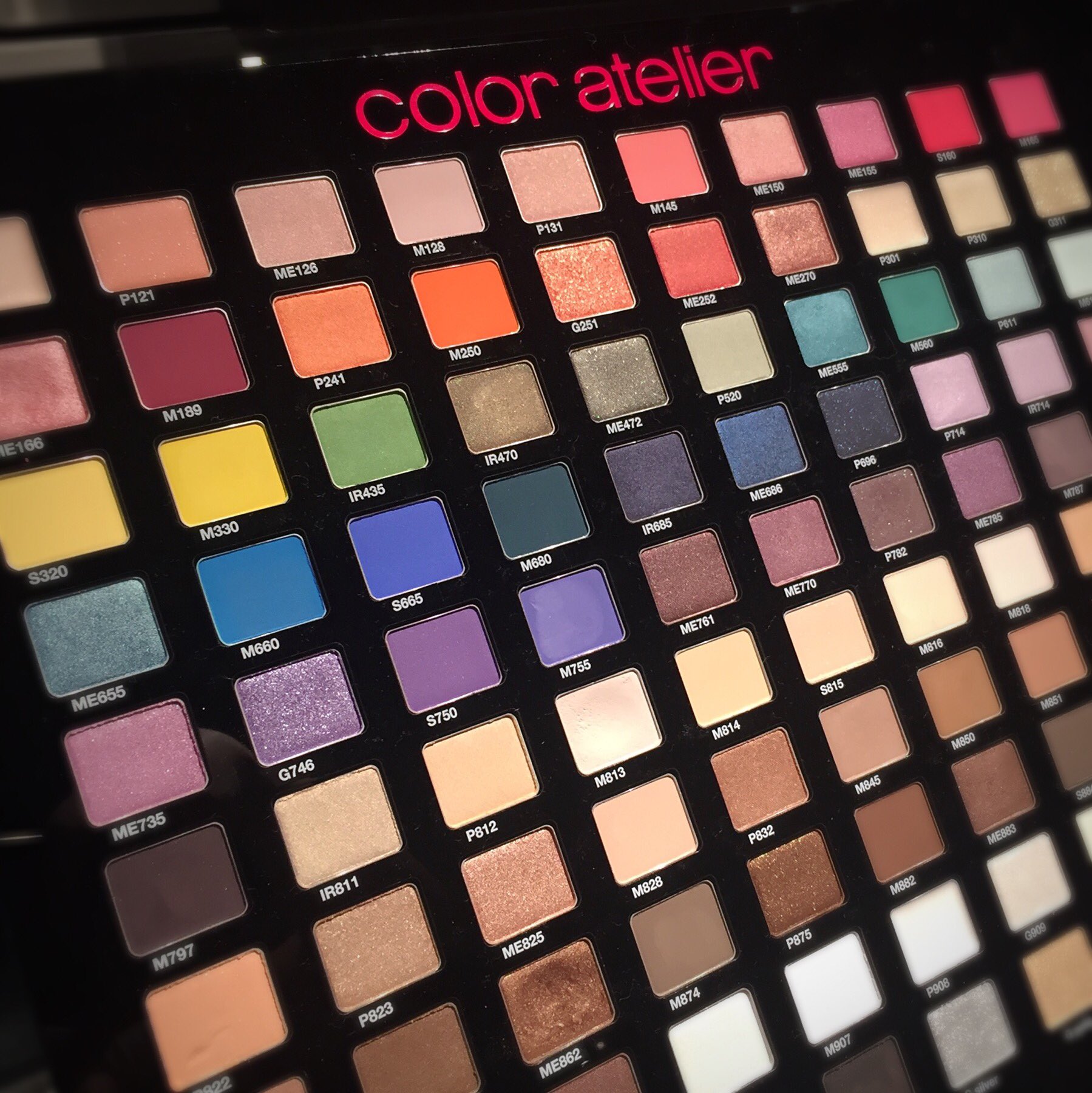 シュウウエムラ　color atelier 100色 シュウウエムラ color atelier 100色